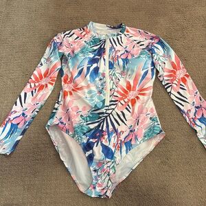 Long sleeved one piece 2xl